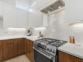 610 Amesbury LN A, Austin TX 78752