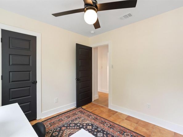 3808 Leafield DR, Austin TX 78749