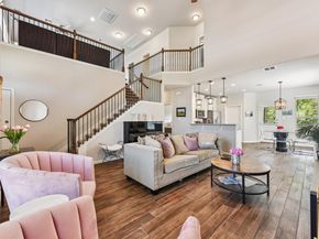 908 Goldilocks LN, Manchaca TX 78652