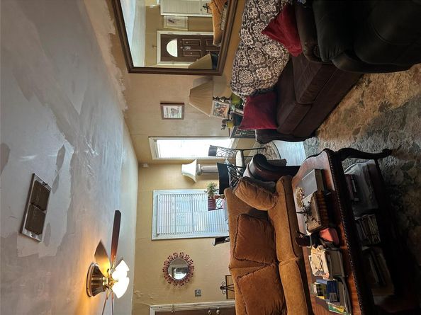 1106 Justin LN, Austin TX 78757