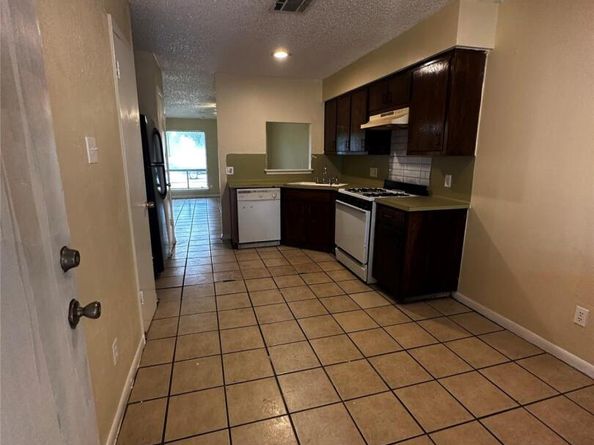 207 W William Cannon DR, Austin TX 78745