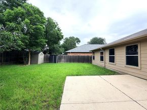 5216 English Glade DR, Austin TX 78724
