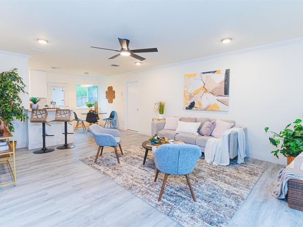 4813 Savorey LN, Austin TX 78744