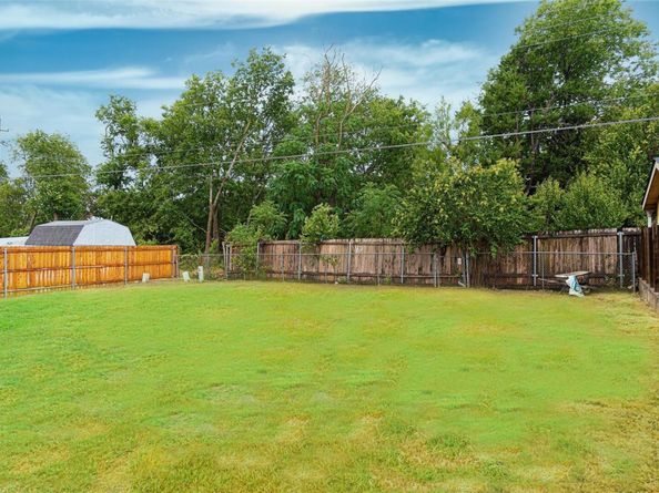 4813 Savorey LN, Austin TX 78744