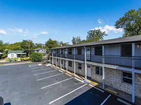 3703 Harmon Ave 103, Austin TX 78705