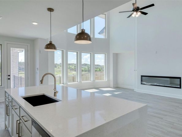 7413 Desert Needle DR, Lago Vista TX 78645