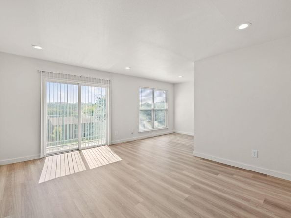 3819 Southway DR 220, Austin TX 78704