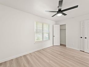 3819 Southway DR 220, Austin TX 78704