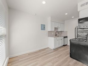 3819 Southway DR 220, Austin TX 78704