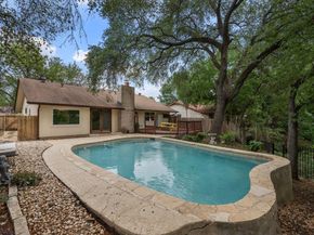 5300 Suburban DR, Austin TX 78745