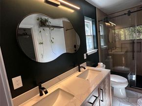 5300 Suburban DR, Austin TX 78745