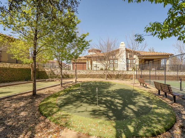 108 Rivalto CIR 5, Lakeway TX 78734