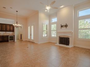 108 Rivalto CIR 5, Lakeway TX 78734