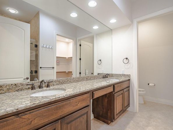 108 Rivalto CIR 5, Lakeway TX 78734