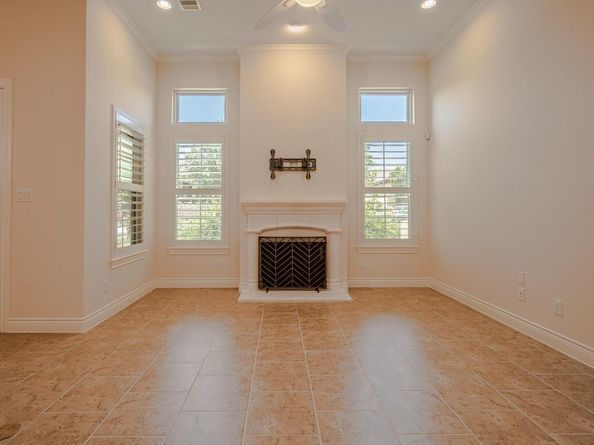 108 Rivalto CIR 5, Lakeway TX 78734