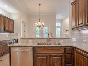 108 Rivalto CIR 5, Lakeway TX 78734