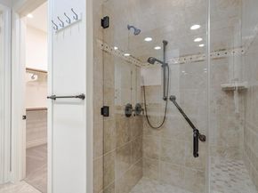 108 Rivalto CIR 5, Lakeway TX 78734