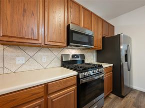 608 Haleys CV, Leander TX 78641