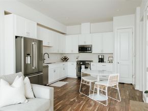 1128 Walton LN 2, Austin TX 78721