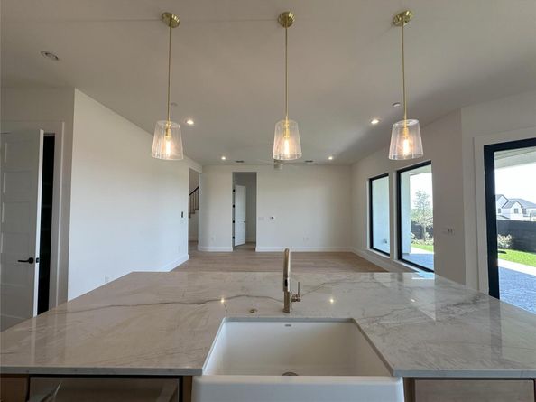 10103 Milky Way DR, Austin TX 78730