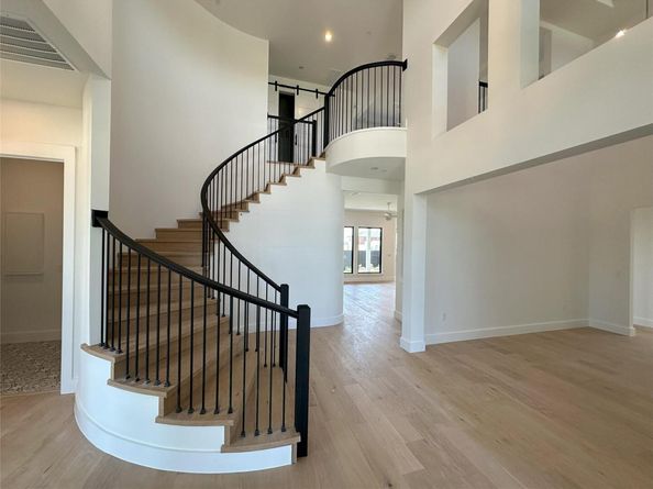 10103 Milky Way DR, Austin TX 78730