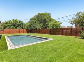 2010 Meadowridge DR, Austin TX 78704