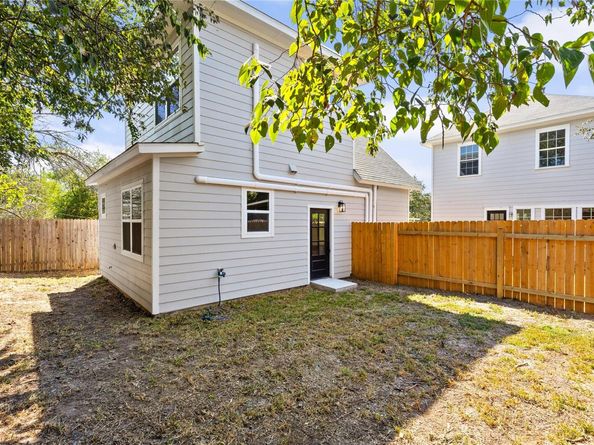 5408 Downs DR, Austin TX 78721