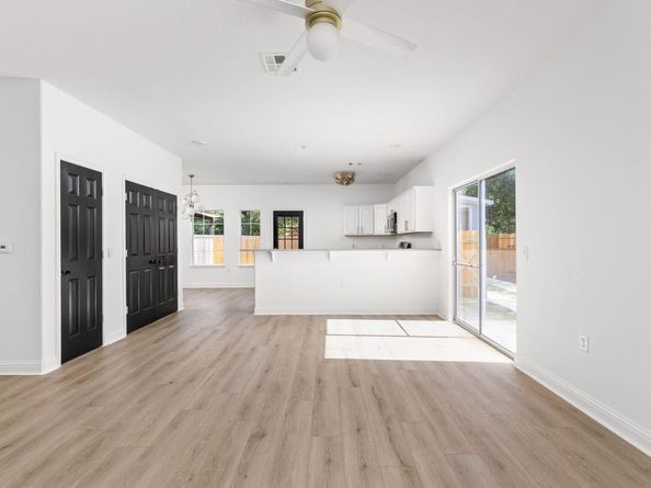 5408 Downs DR, Austin TX 78721