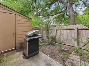 11404 Walnut Ridge DR 104, Austin TX 78753