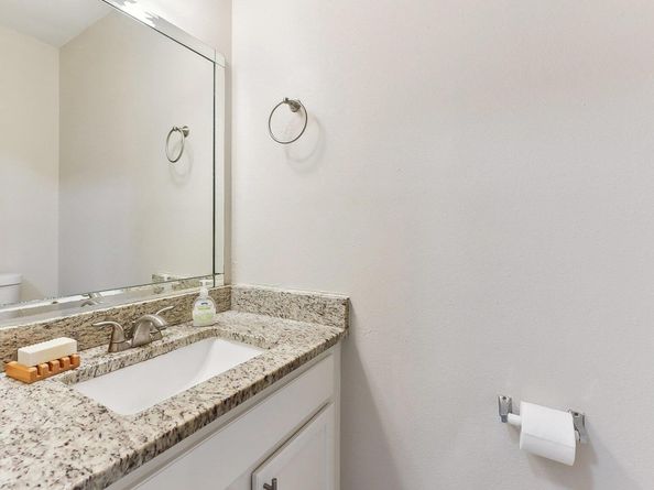 11404 Walnut Ridge DR 104, Austin TX 78753