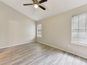 11404 Walnut Ridge DR 104, Austin TX 78753