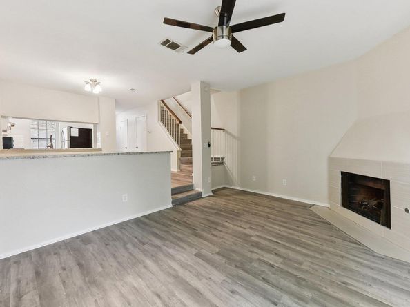 11404 Walnut Ridge DR 104, Austin TX 78753