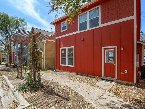 1601 Miriam Ave 103, Austin TX 78702
