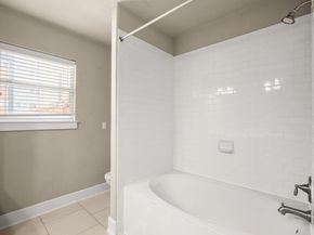 1601 Miriam Ave 103, Austin TX 78702