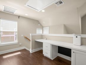 1601 Miriam Ave 103, Austin TX 78702