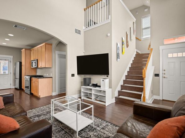 1601 Miriam Ave 103, Austin TX 78702