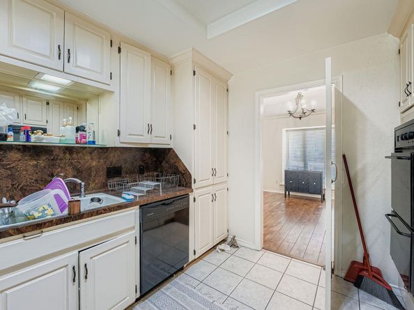 10705 Pinehurst DR, Austin TX 78747