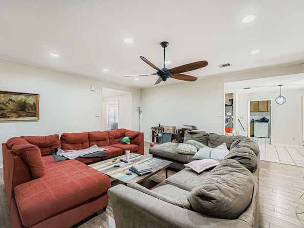 10705 Pinehurst DR, Austin TX 78747