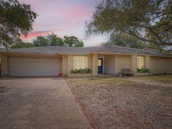 10705 Pinehurst DR