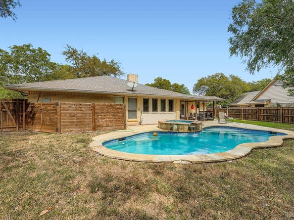 10705 Pinehurst DR, Austin TX 78747