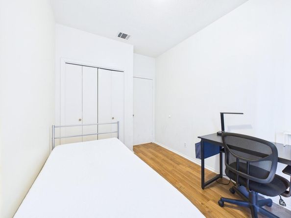2905 Swisher ST 205, Austin TX 78705