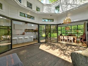 1700 S 6th ST, Austin TX 78704