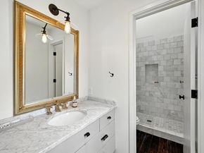 1700 S 6th ST, Austin TX 78704