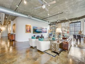 311 W 5th ST 1002, Austin TX 78701