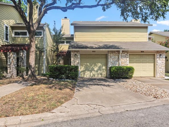 512 Eberhart LN 603, Austin TX 78745
