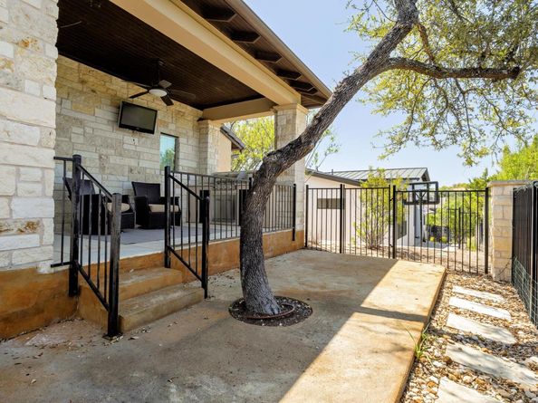 5200 Patagonia PASS, Austin TX 78738