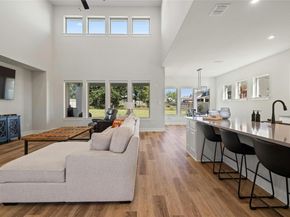 117 Peacevine LN, Liberty Hill TX 78642