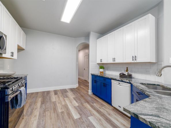 1920 Barnett DR, Cedar Park TX 78613