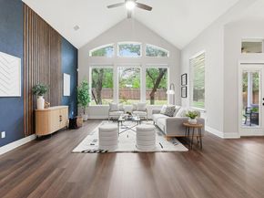 409 Fair Oaks DR, Georgetown TX 78628