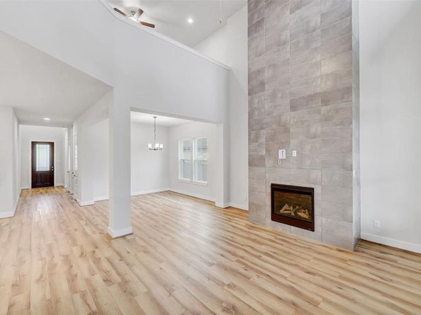 708 Great Lawn BND, Liberty Hill TX 78642